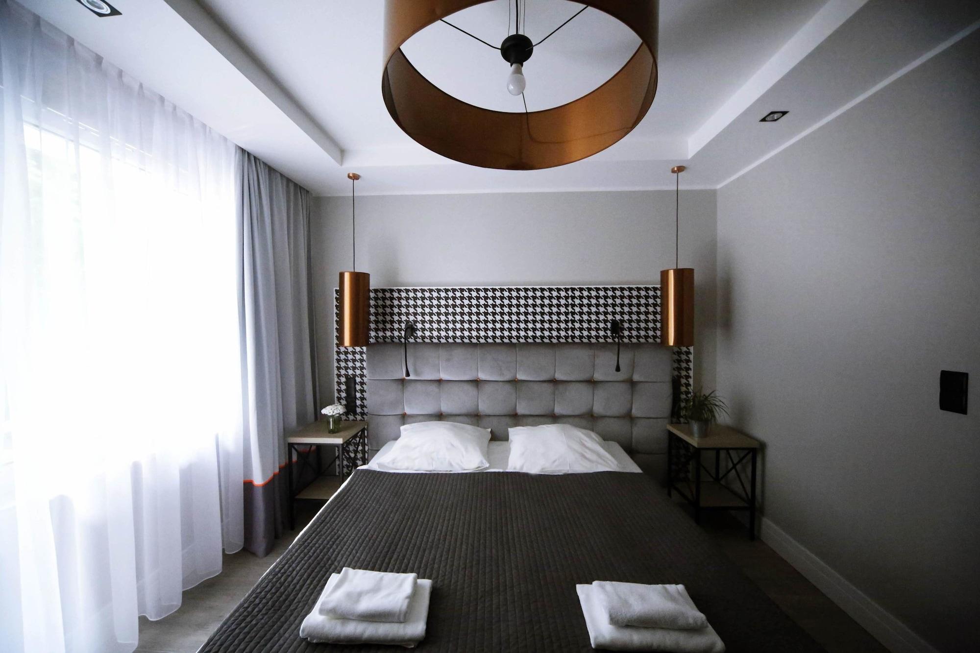 Hotel Pomaranczowa Plaza سوبوت المظهر الخارجي الصورة